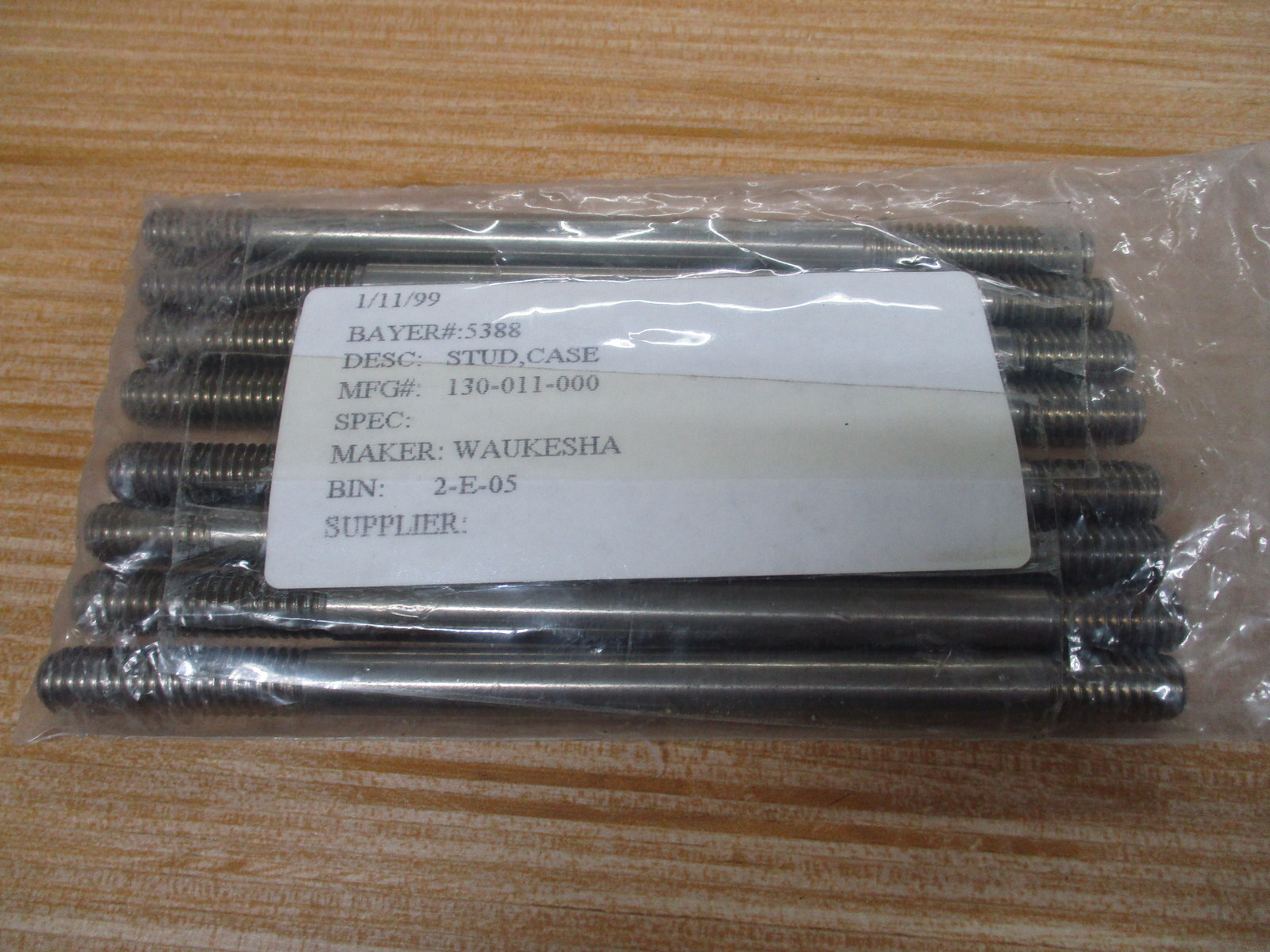 Waukesha 130-011-000 Case Stud 1300011000 (Pack of 8)