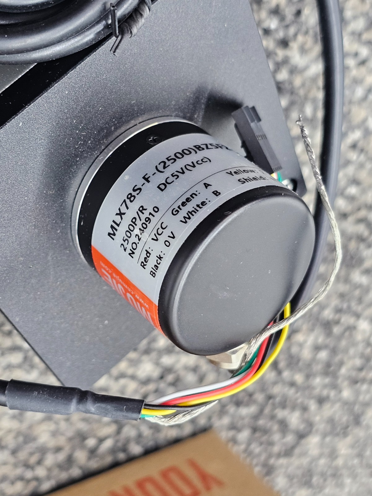 Phidgets ENC4119_0 Draw-Wire Encoder – 3000mm MLX78S-F-(2500)BZ5F2-3M