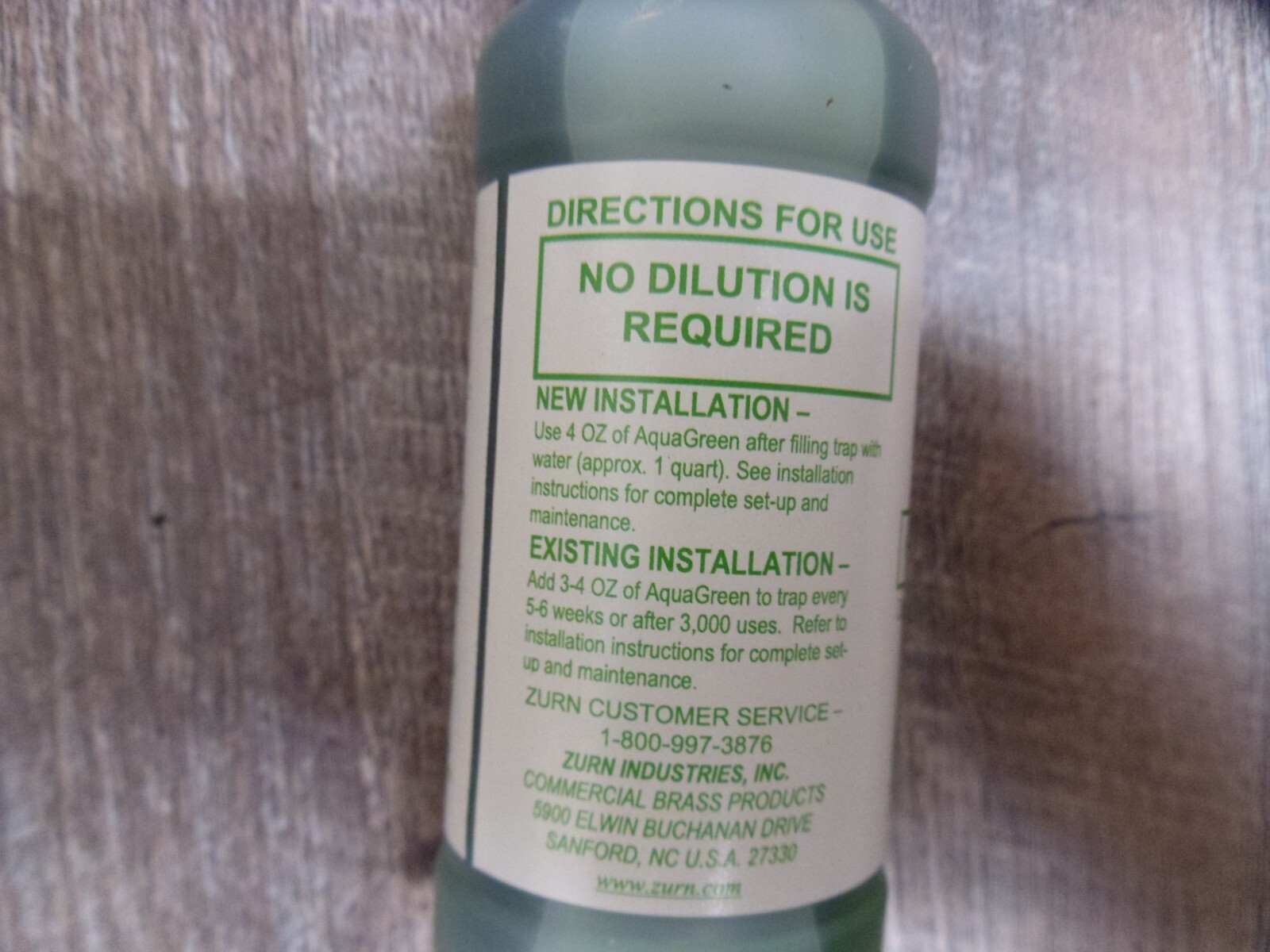 7 ea Zurn ZGS-04OZ, AquaGreen Waterless Urinal No-Mix Liquid Trap Seal D3