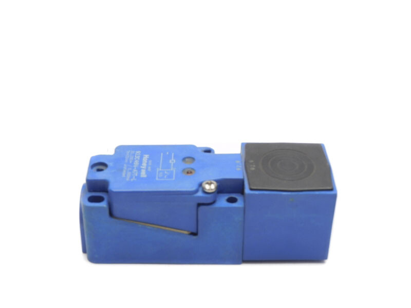 HONEYWELL 923C46N-A7T-L 20-250V UNMP