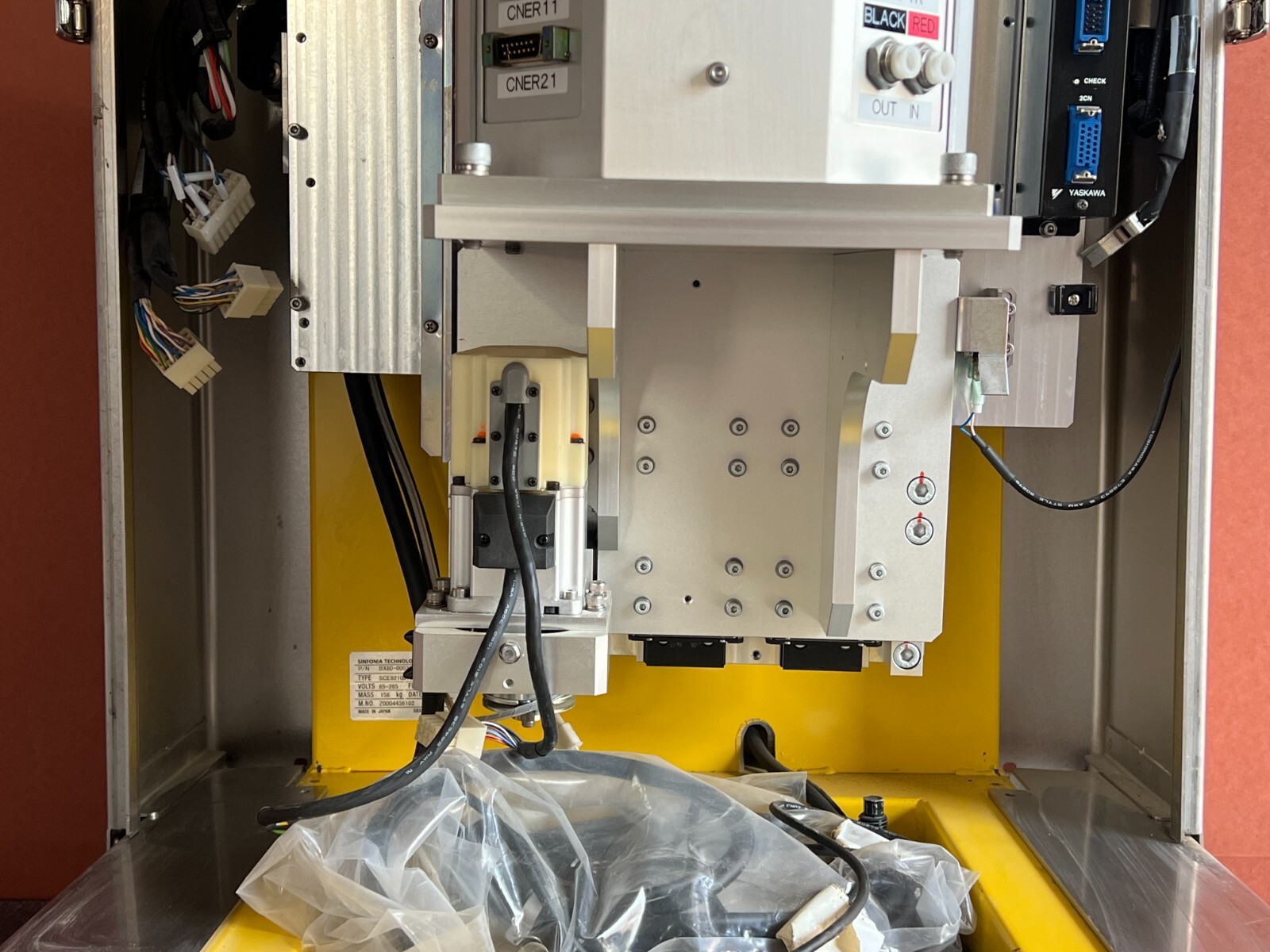 SHINKO ROBOT WAFER TRANSFER P/N BX80-070280-11 TYPE SBX92100217 – BX80-070281-11
