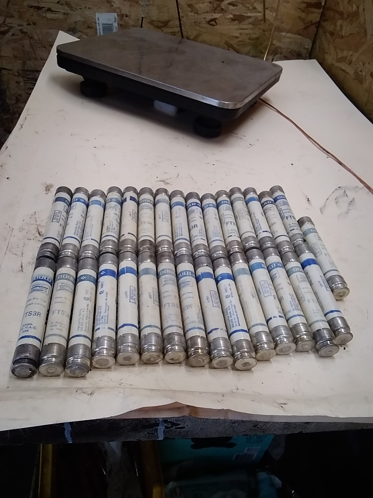Gould FTS3R Shawmut Fuse Lot Of 31