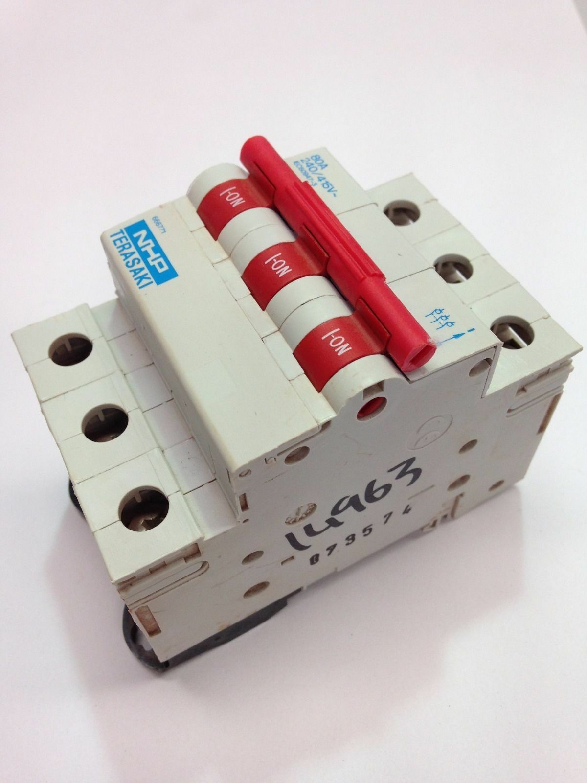 NHP TERASAKI IEC 60947-3 Low Voltage Isolator Switch 666771 3 Pole 240/415V 80A