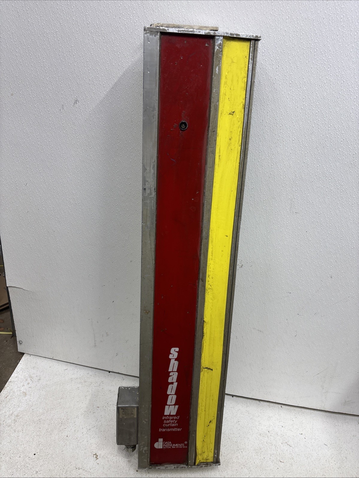 DATA INSTRUMENTS SHADOW36 INFARED SAFETY CURTAIN TRANSMITTER #3E1