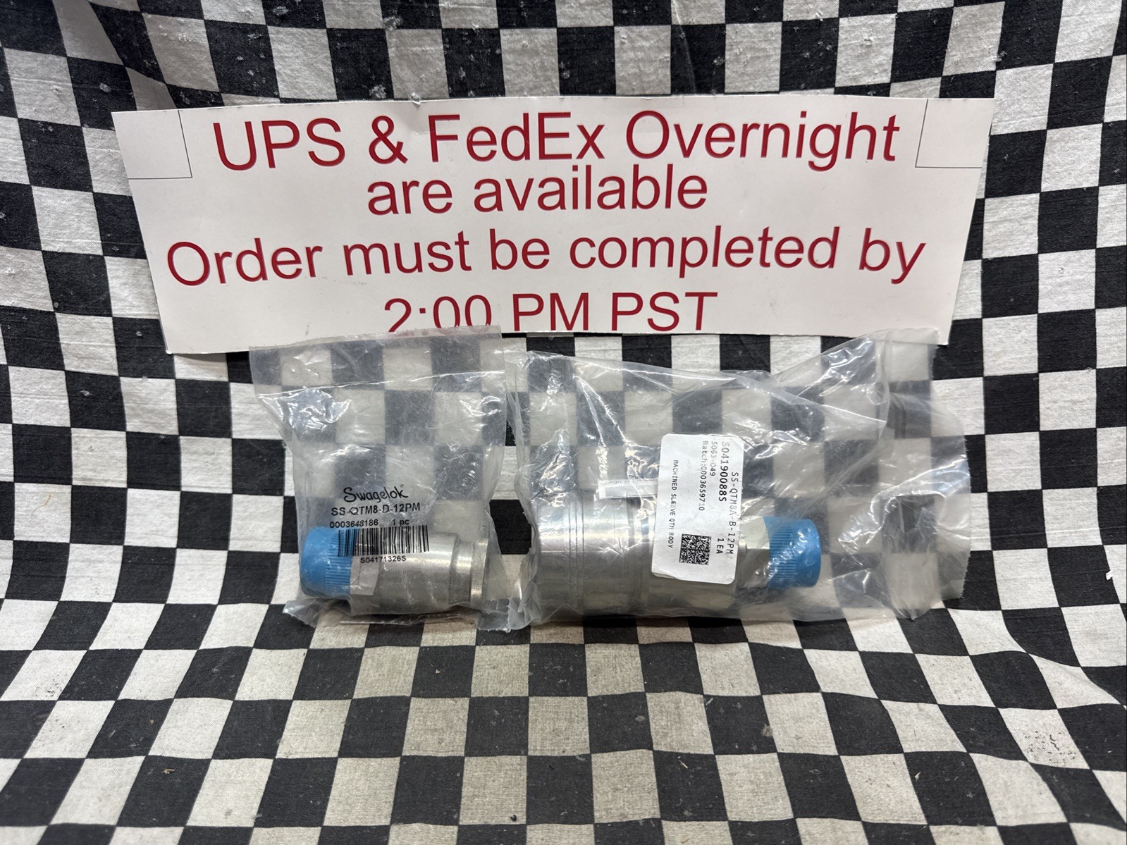 ONE SET OF SWAGELOK SS-QTM8-D-12PM & SS-QTM8A-B-12PM, SHIPSAMEDAY #1178P3
