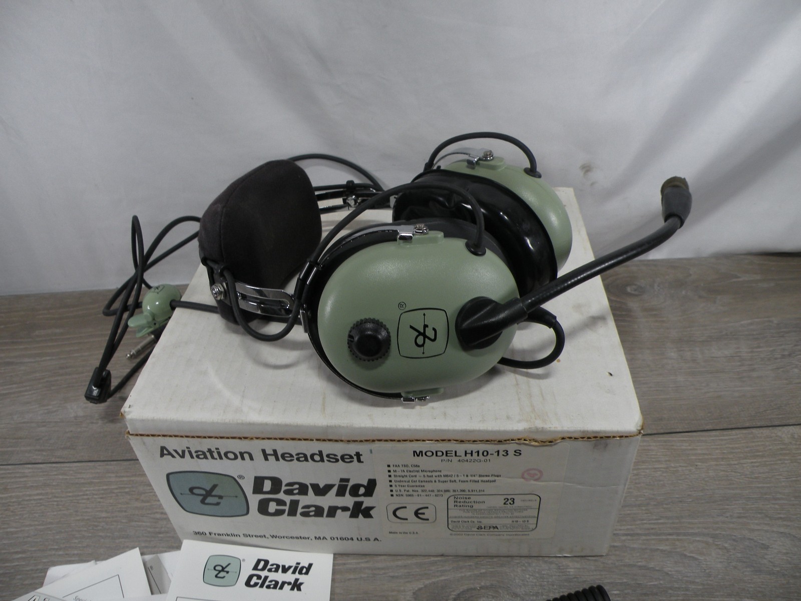 David Clark H10-13 S Aviation Headset P/N 40422G-01 Pilot Headset w/ Box