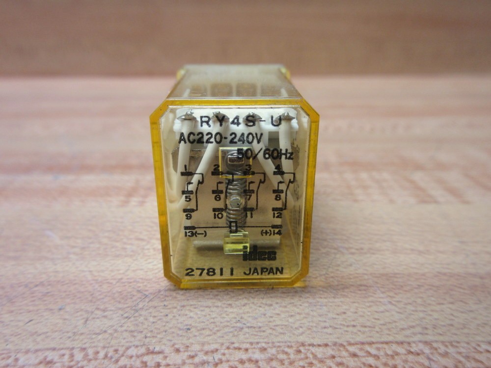IDEC RY4S-U-220-240V AC Relay RY4S-U-AC220-240V