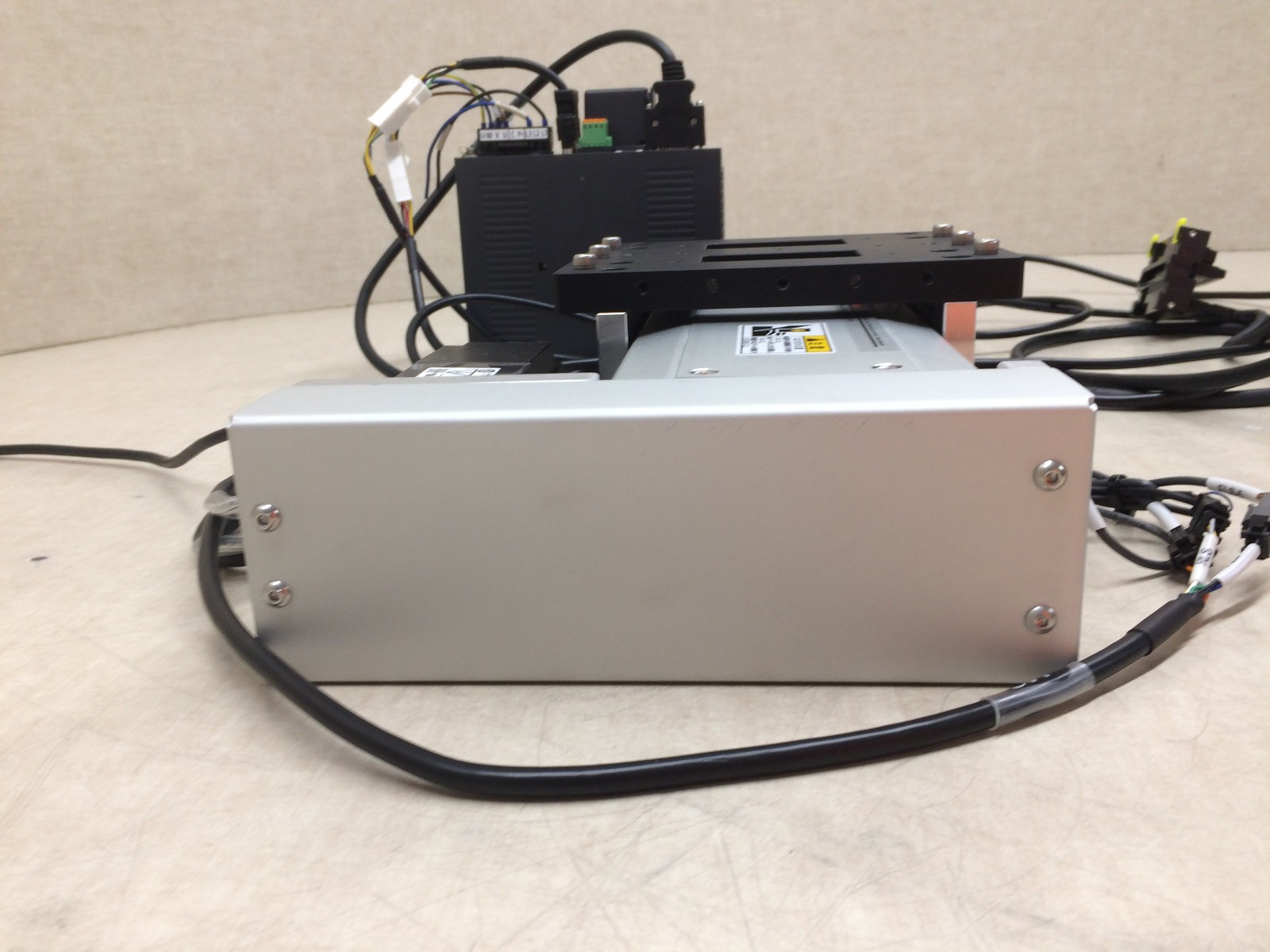 Toyo ETH14-L5-100-BR-M20B-C4-P 100mm Linear Actulator With Mitsubishi MR-JE-20C