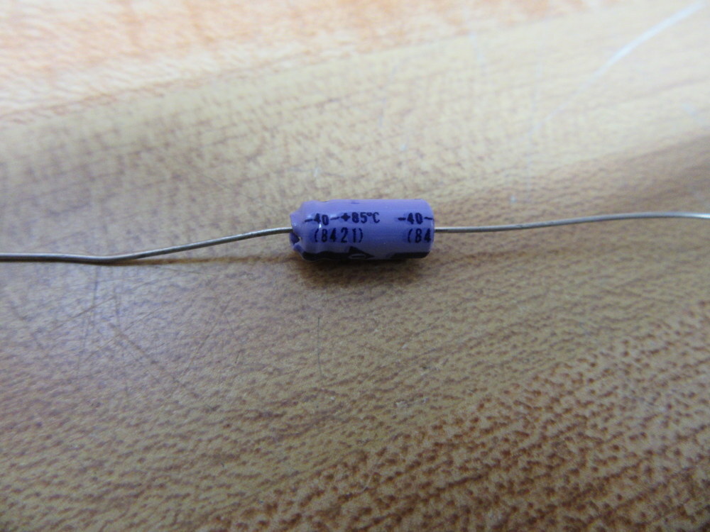 Mitsubishi 8421 Capacitor 4.7µF 25V (Pack of 13)
