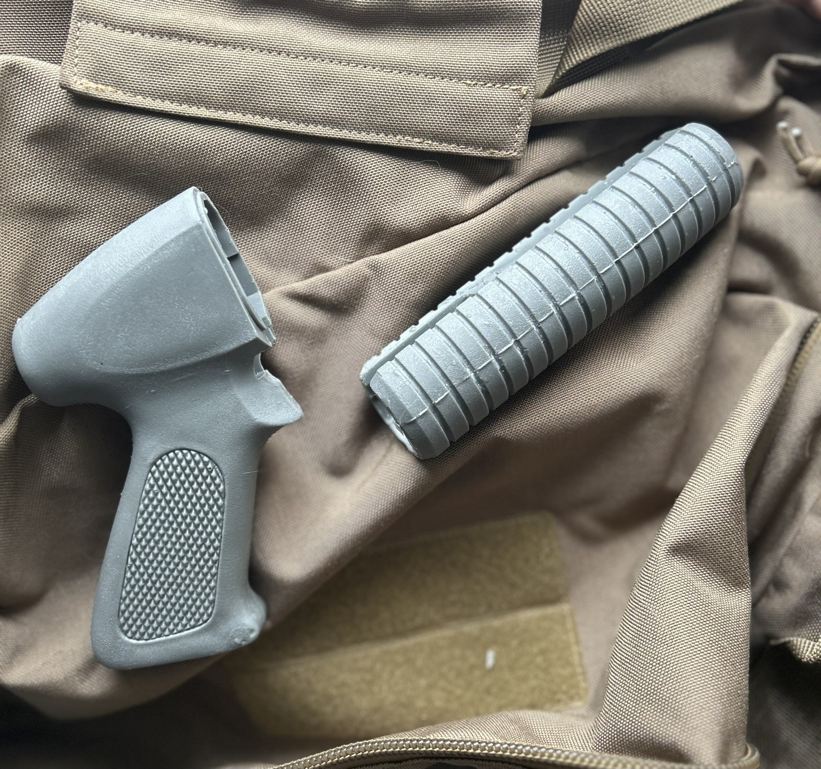 Ithaca 37 Pistol Grip and Forend Polymer Grey