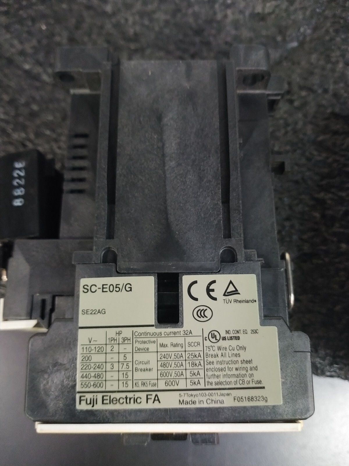 Lot of 4 FUJI Electric SC-E05/G SC-E05 Series IEC Contactor