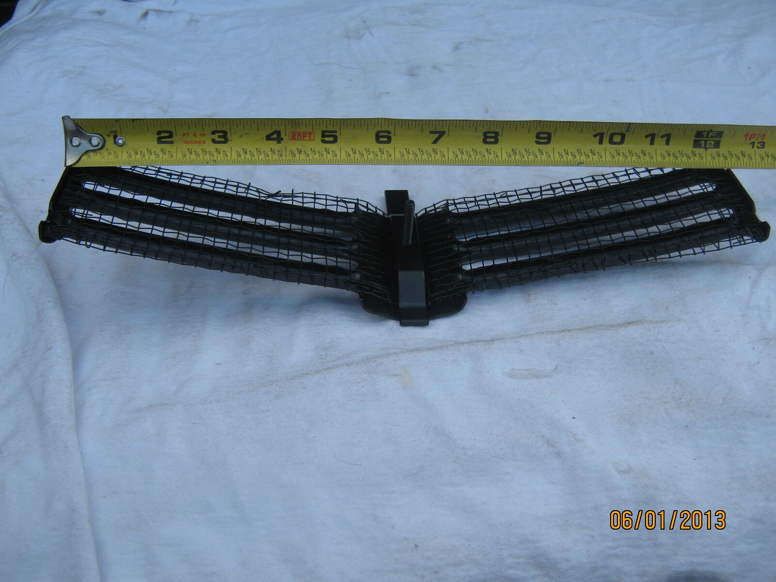 Farmall H, and Super H Grill insert Free Shipping 48963DXA