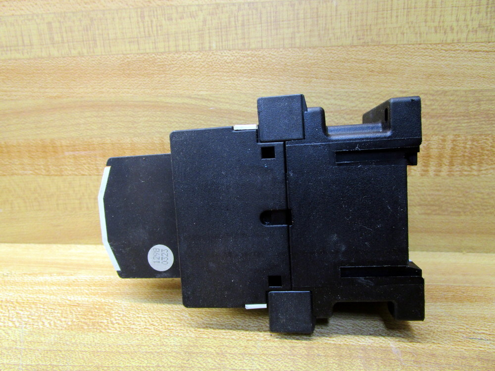 Klockner/Moeller DIL00 M Contactor DIL00M Coil: 415V 50Hz
