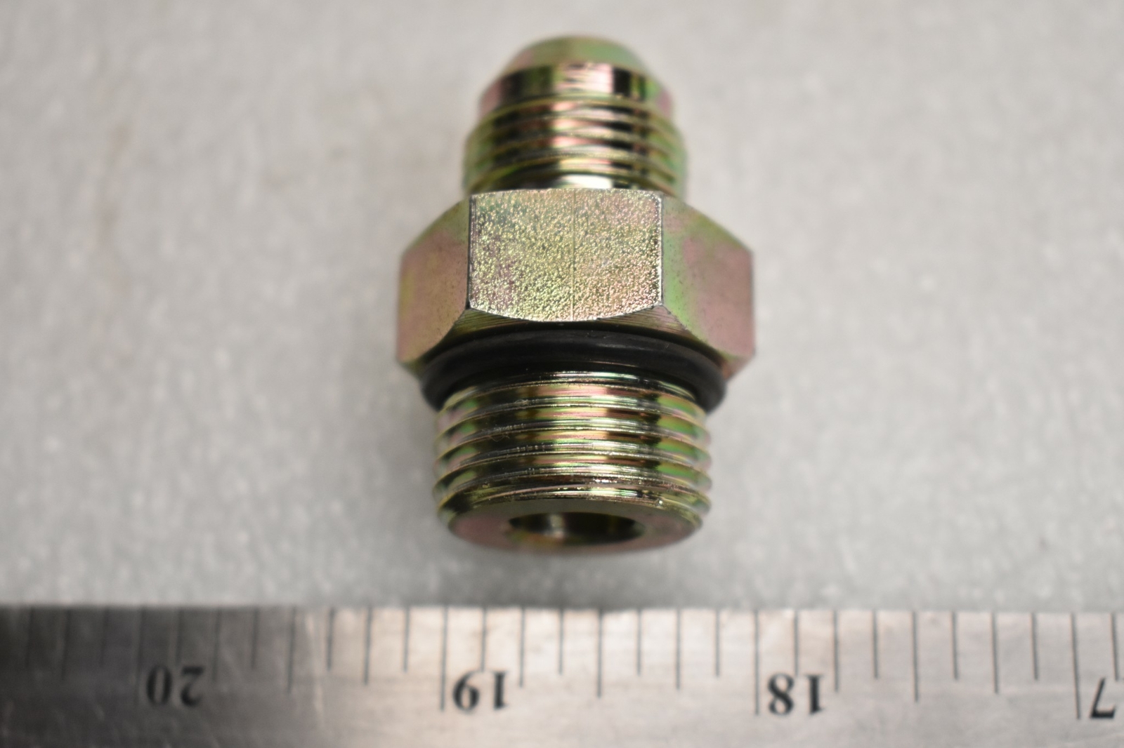 LOT OF (4) 6400-08-10-O-BB Straight Adapter – 1/2″ Male JIC 37° Flare x 5/8″