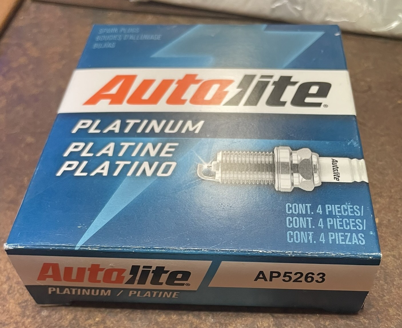 Pack of 4 – Autolite Platinum Spark Plugs – P/N:  AP5263 (NOS)