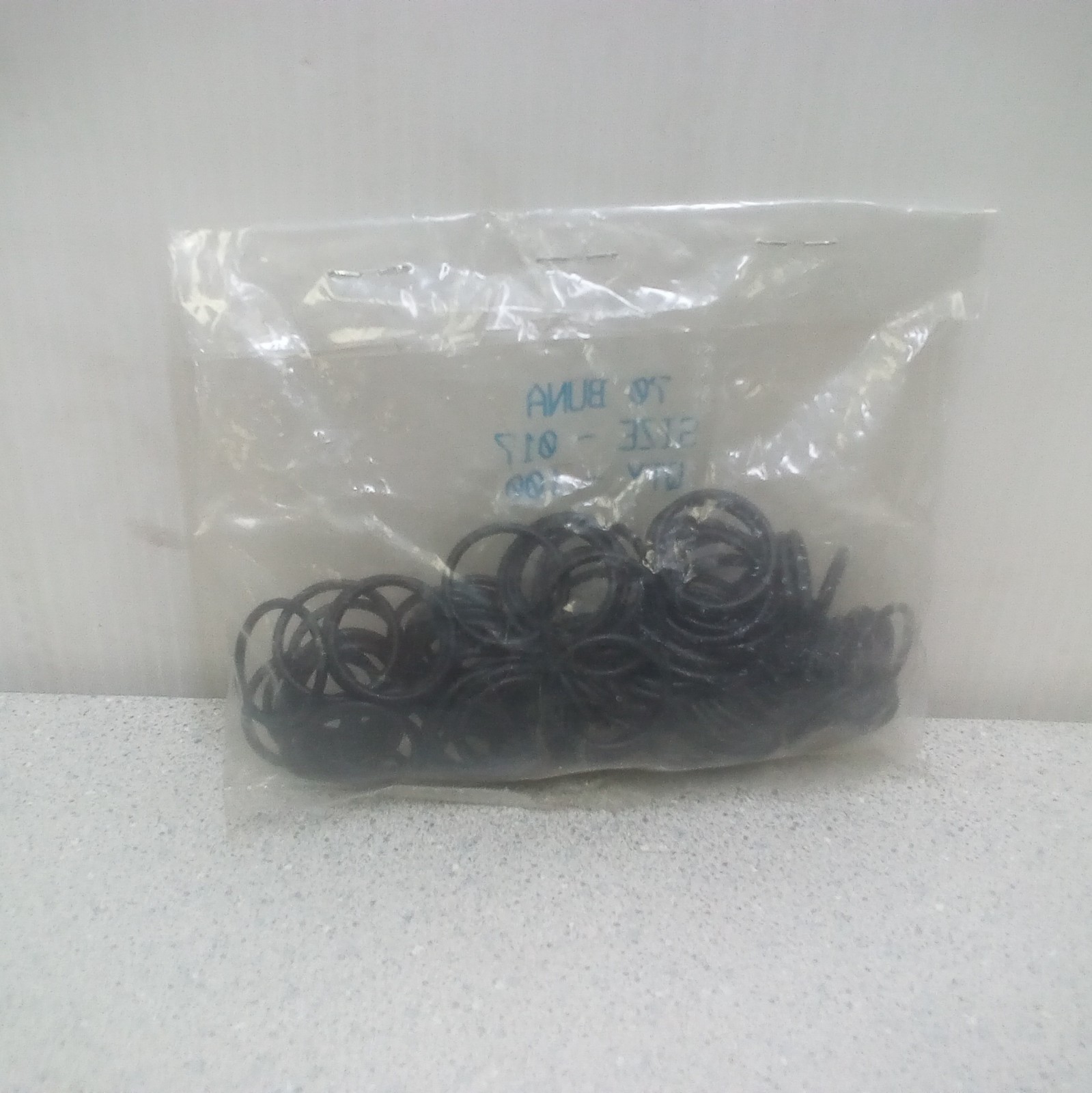 Standard O-Rings 70 BUNA Size 017 Qt. 90