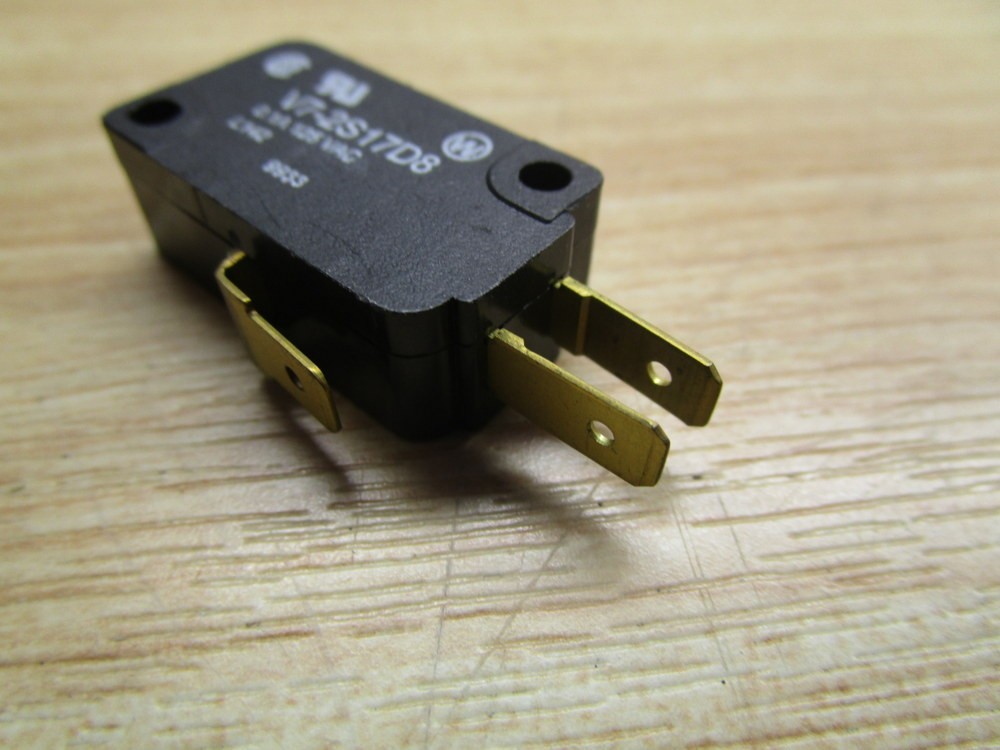 Honeywell Micro Switch V7-2S17D8 Snap Switch V72S17D8