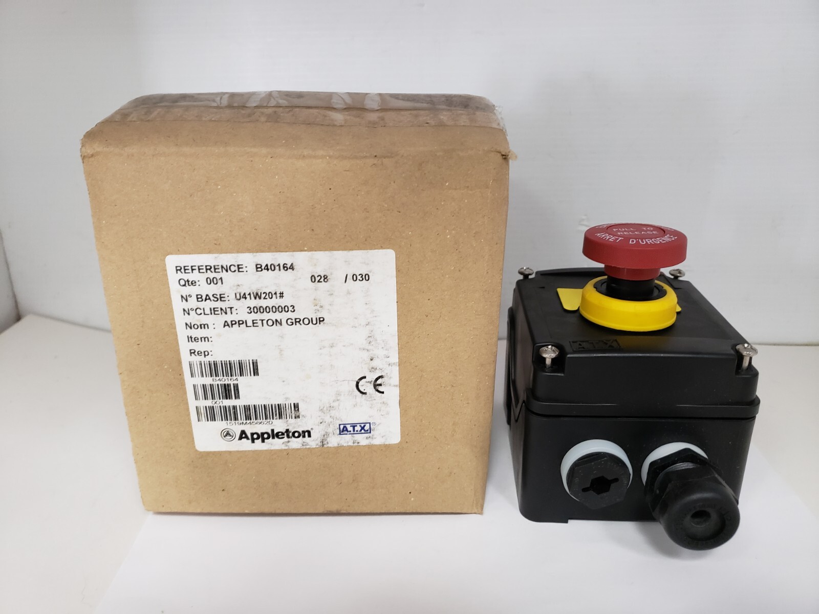 APPLETON B40164 EMERGENCY STOP BUTTON PUSHBUTTON SWITCH NIB