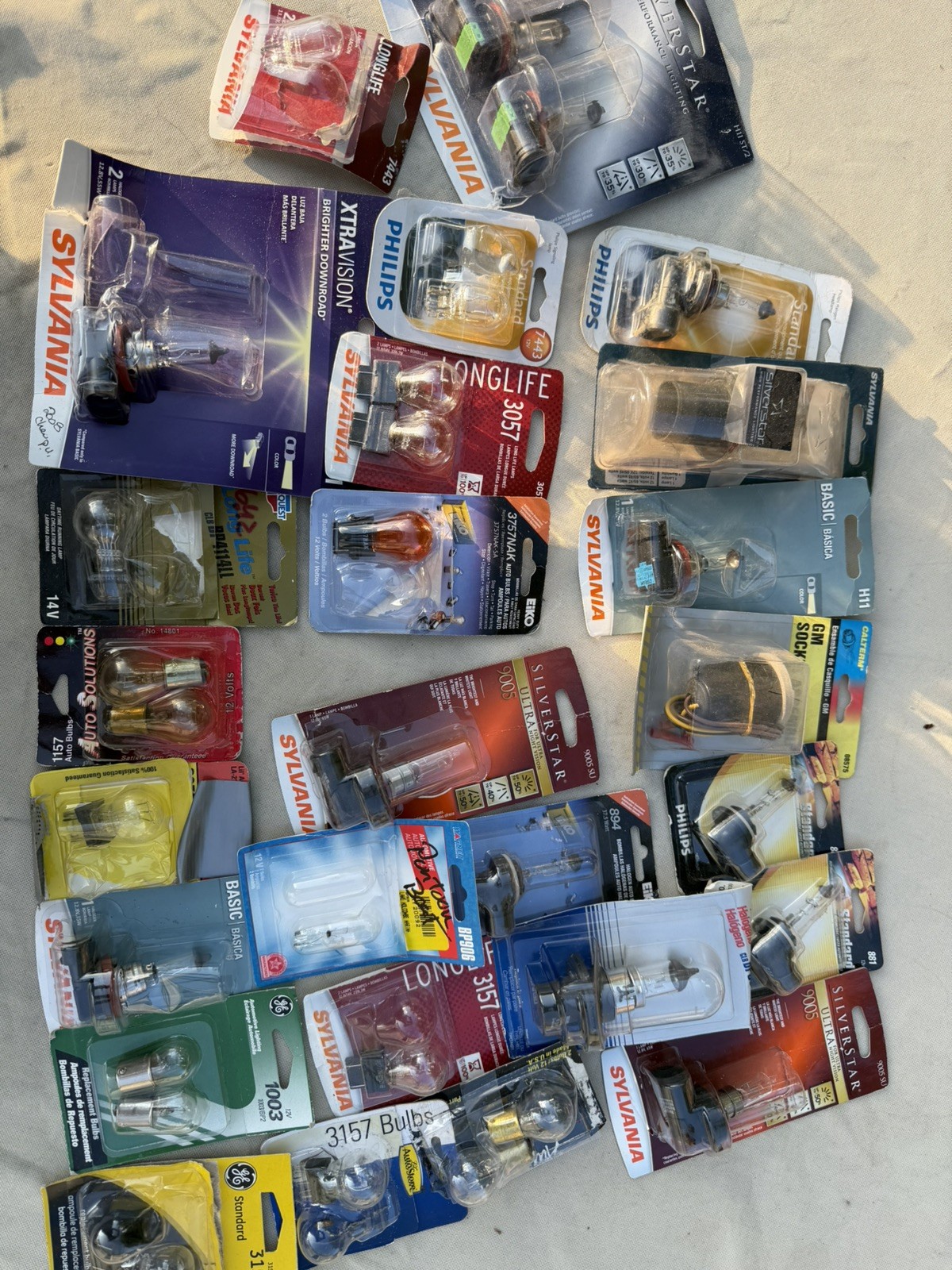 Large Lot of Automotive Lamps