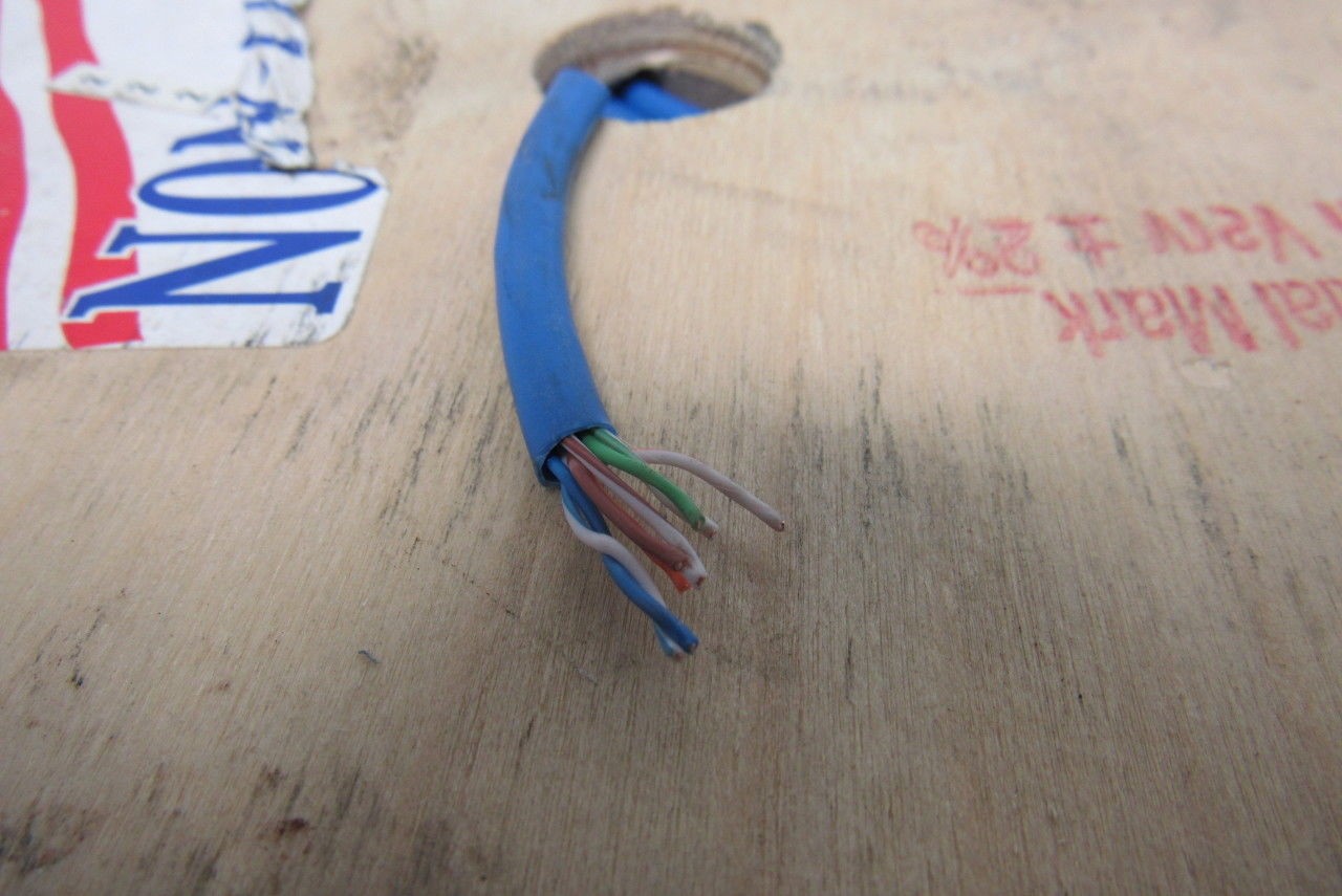 Mohawk M56167 MegaLan Cat 5E Cable Non Plenum Twisted Pair 24 AWG 604′