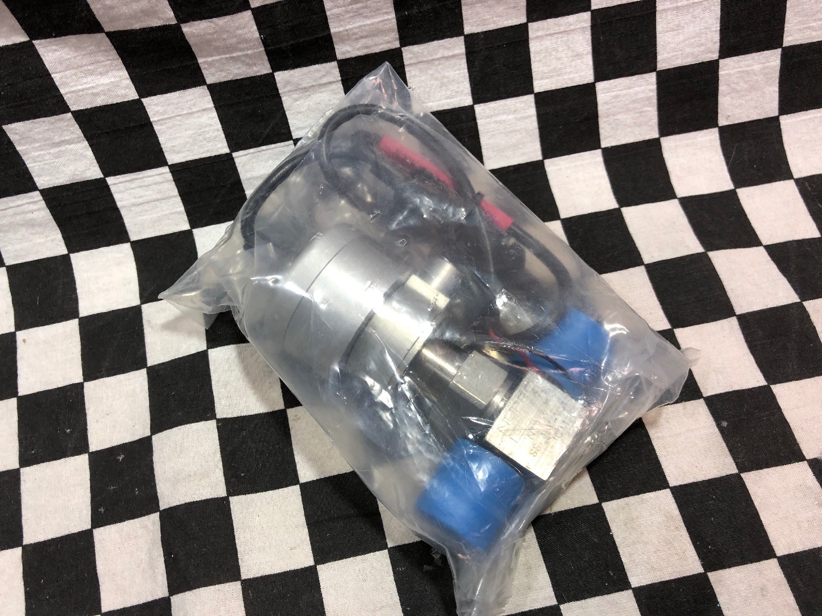 Swagelok Bellows Sealed Valve 1/4″ FVCR, SS-4BK-V51-1CM, SHIPSAMEDAY#1615Q10