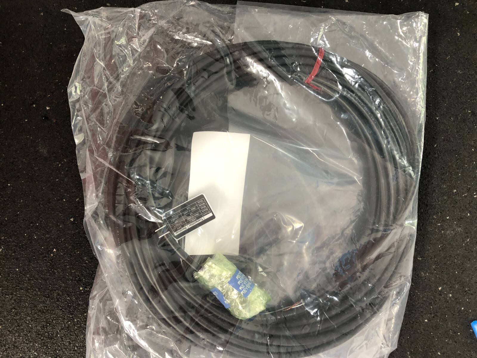 Keyence GL-RP10P, 10-Meter Main Cable, New in Sealed Bag