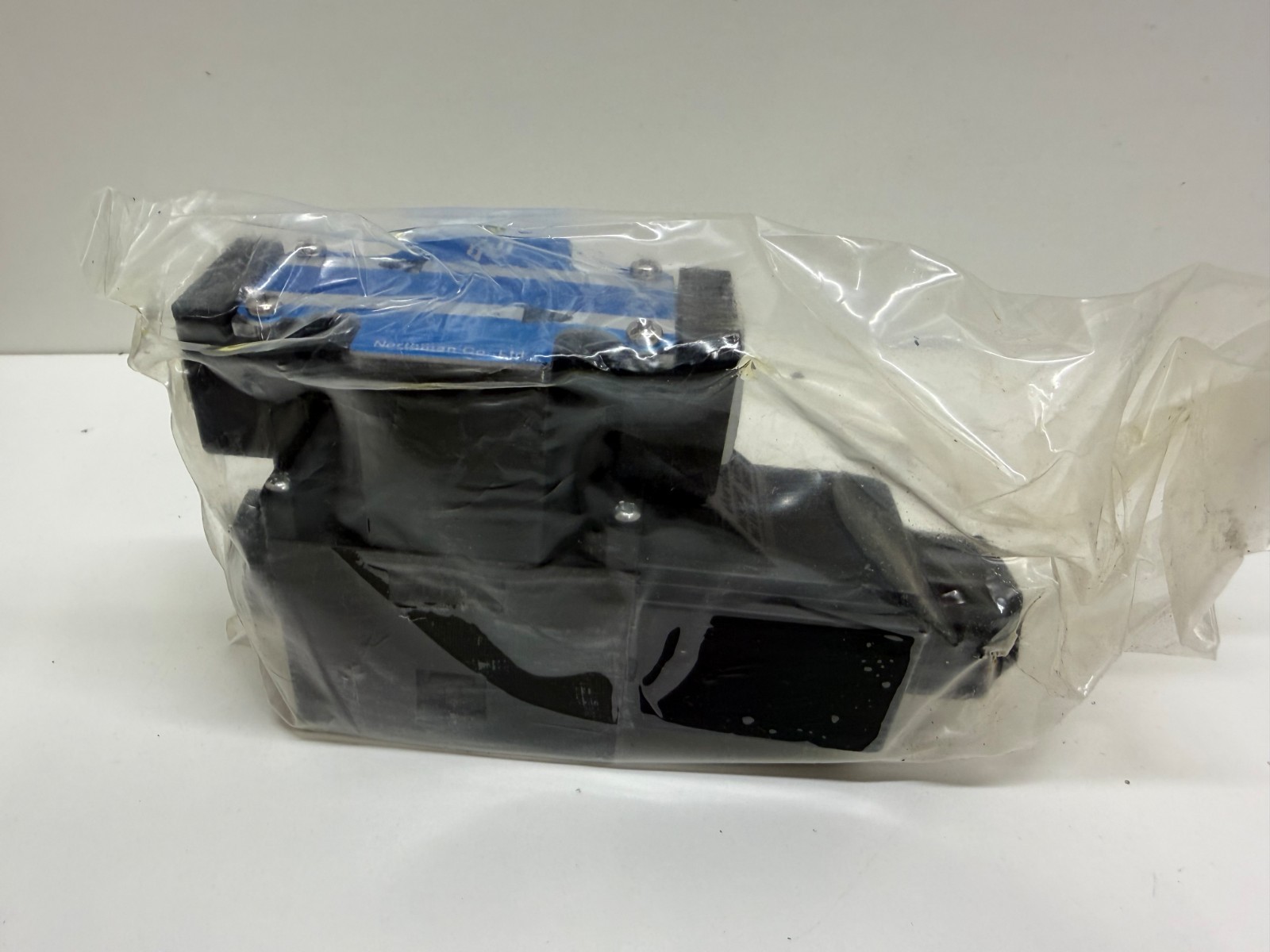 NEW OLD STOCK! NORTHMAN HYDRAULIC SOLENOID CONTROL VALVE SWH-G02-C5B-A120-10-N