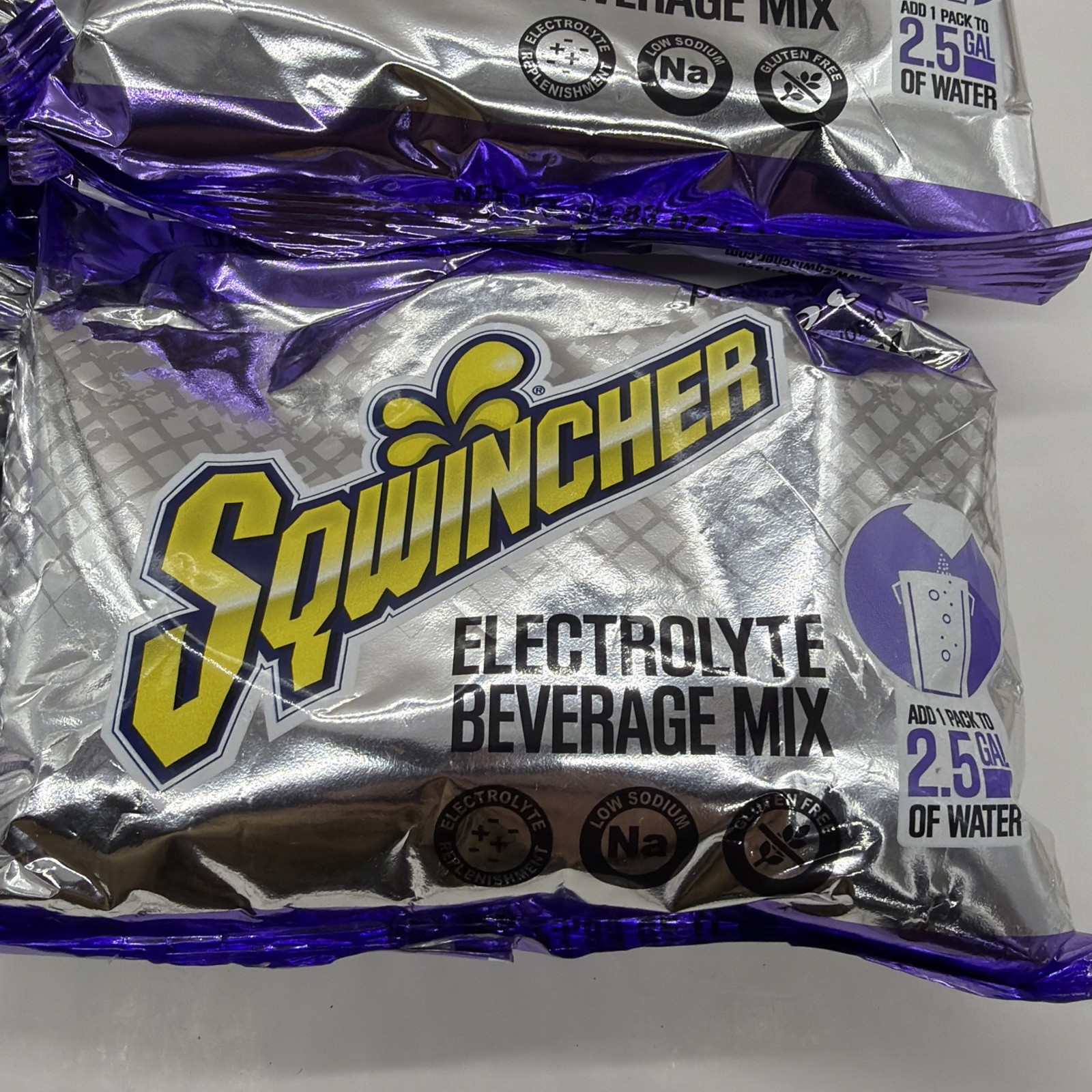 8 Pack Sqwincher 159016046 Sports Drink Mix Powder 23.83 Oz., Grape
