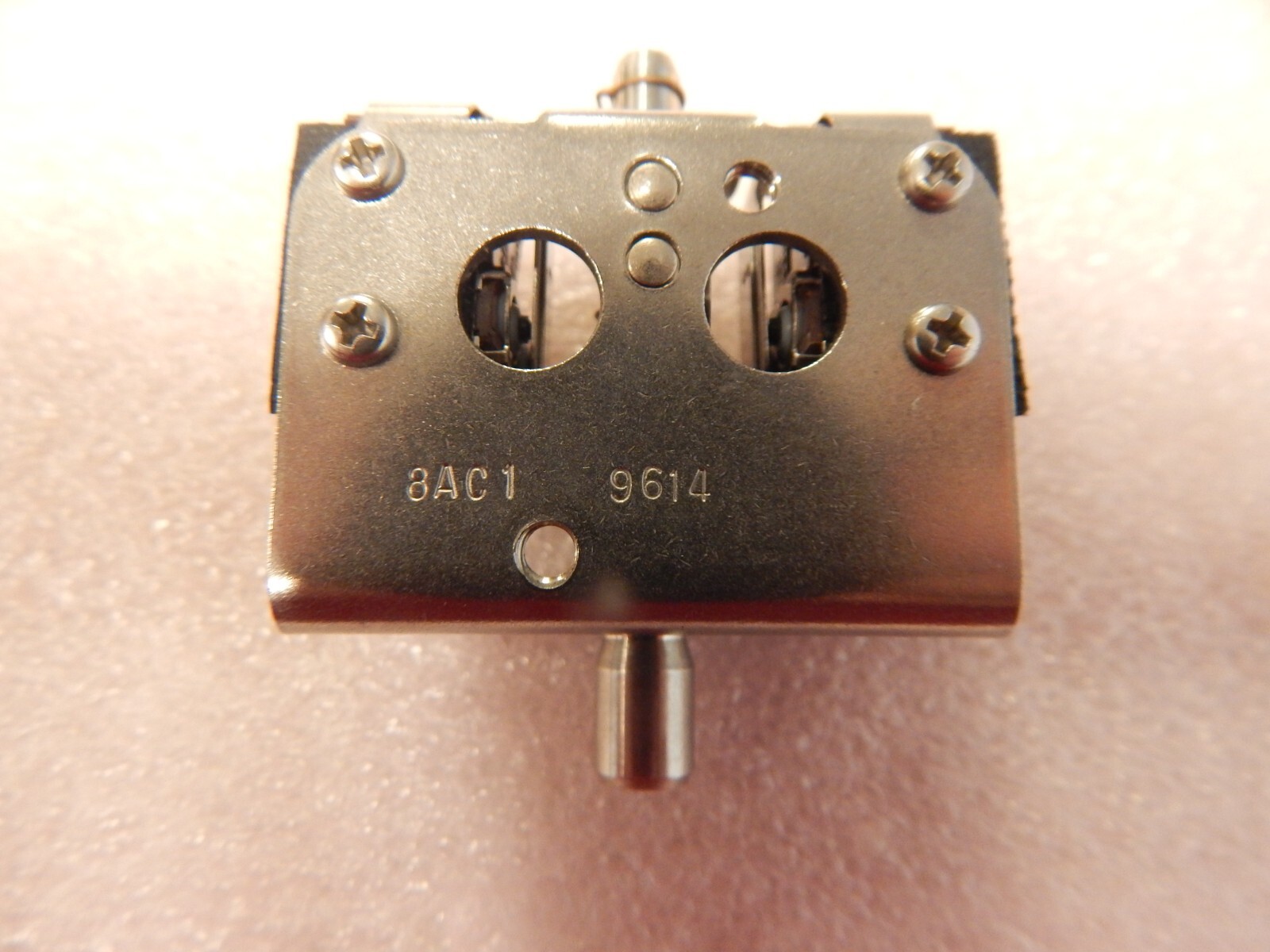 PN# 8AC1 – HONEYWELL / MICROSWITCH – SWITCH, INTERLOCK NSN: 5930-00-053-0048