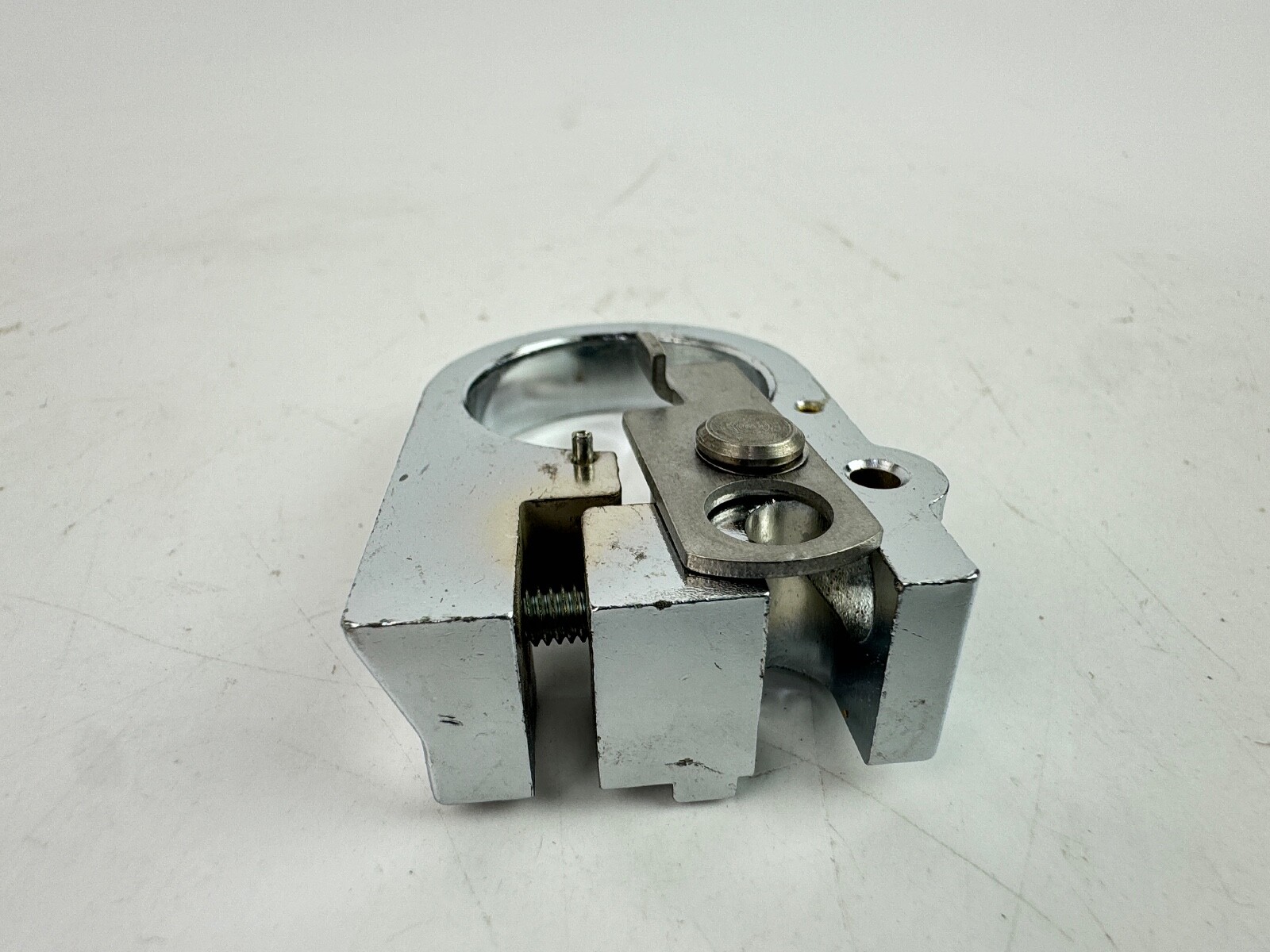 EATON CUTLER HAMMER 10250TA26 Extended Pushbutton Padlock Attachment