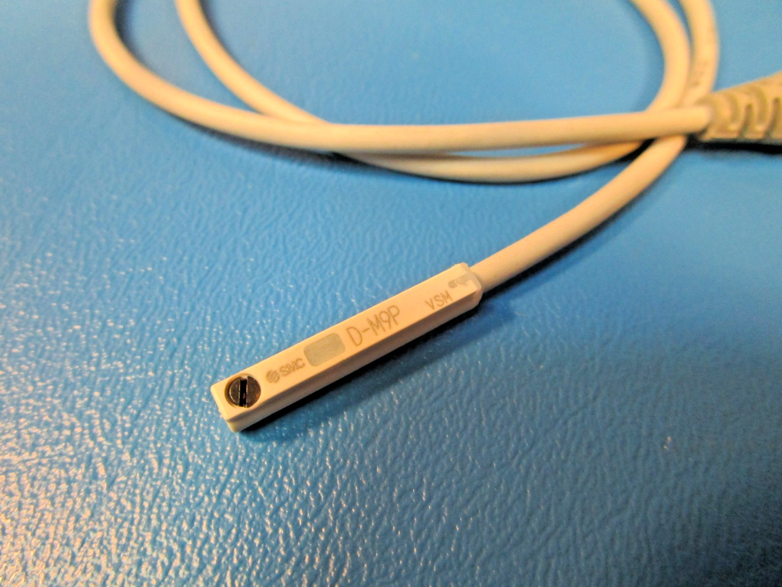 SMC D-M9P, Solid State Auto Switch, With Pre-wired Connector M8-3 pins