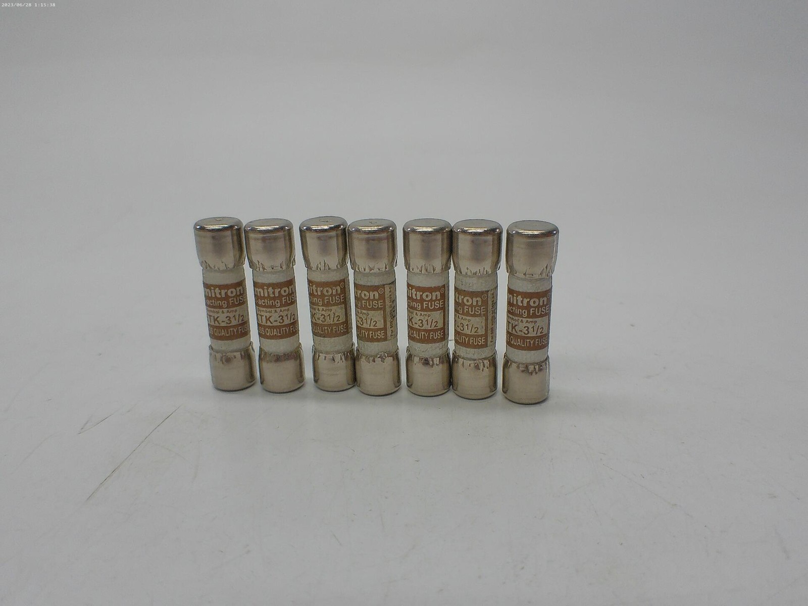 LIMITRON KTK-3-1/2 FUSE LOT OF 7 NSNP