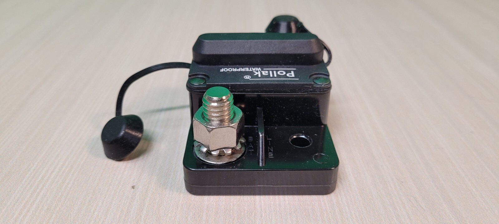 POLLAK CIRCUIT BREAKER, SURFACE MOUNT, 250 AMP, PLASTIC, TYPE ILL – 54-876PLP
