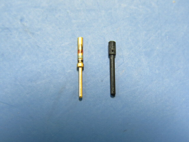 AMPHENOL D38999/24WD35PN Qty of 1 per Lot 37 Position Circular Connector Rece