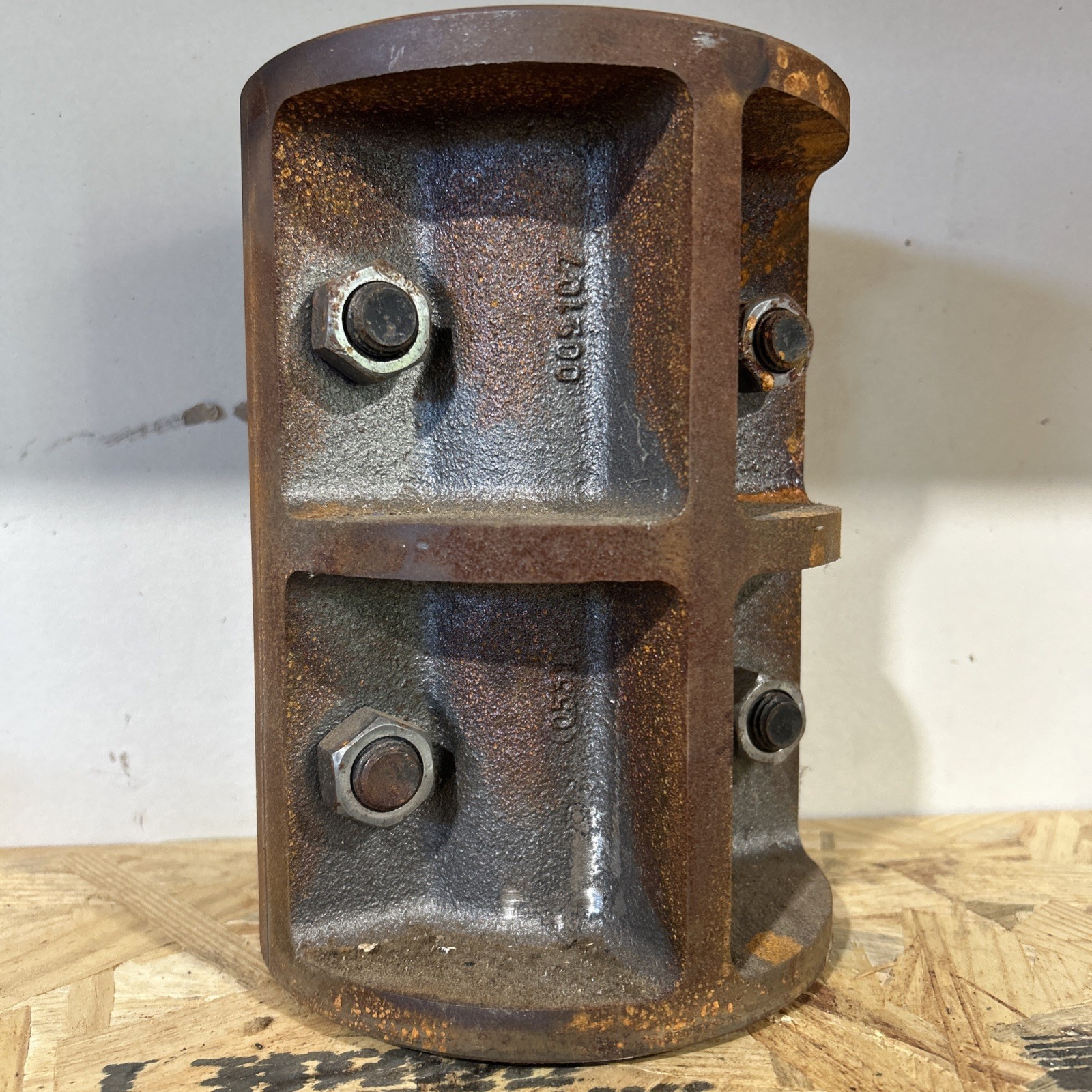 Unbranded 009107 Clamping Shaft Coupling, 2-3/16″ Bore