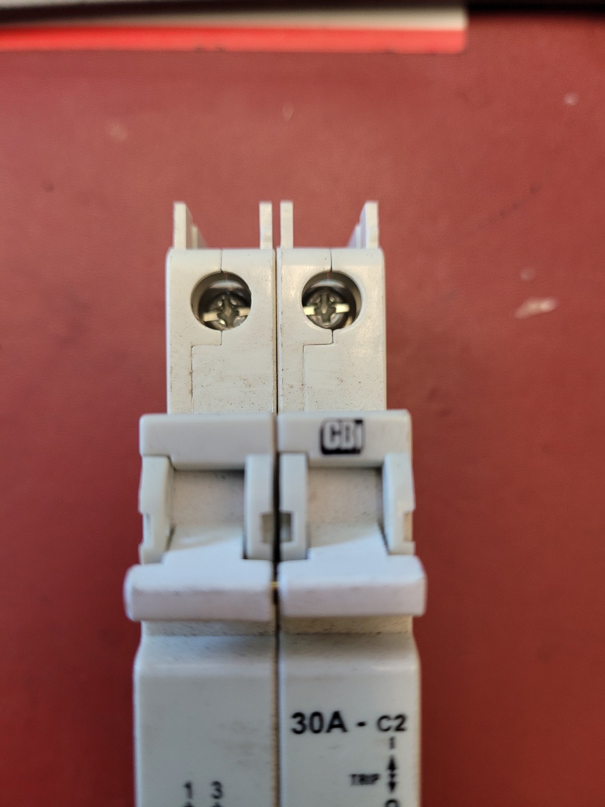 CBI CIRCUIT BREAKER 30 A C2 UL-1077 EN-60947-2 240/415V AC-3KA U1 ( S1-C238)