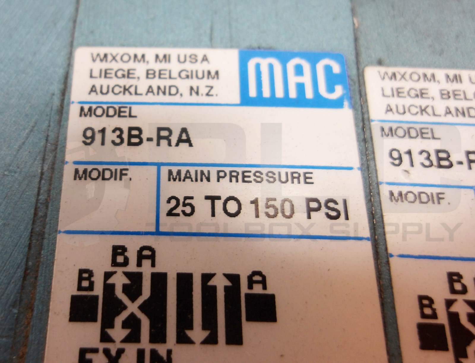 NEW MAC (2) PME-111JB VALVE W/ 913B-RA PNEUMATIC VALVE W/ (2) 913B-PM-111JB