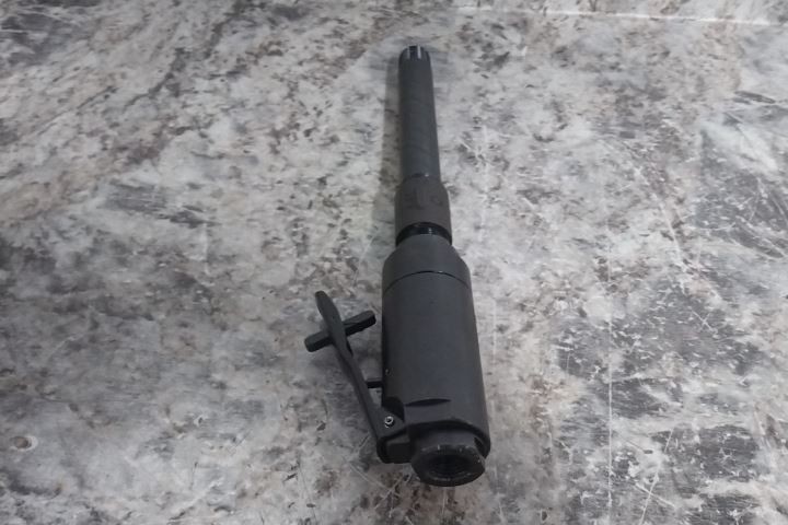 Chicago Pneumatic CP0200B22L-2F 2-1/2 In Bore Size Floor Sand Rammer