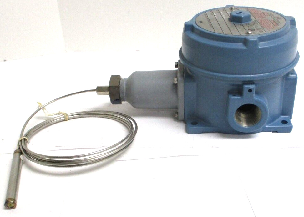UNITED ELECTRIC CONTROL, F120-8BS, 15A 250 VAC, RANGE 50-650 F, SURPLUS