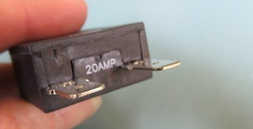 MECHANICAL PRODUCTS 1480-303-200-G1 Qty of 10 per Lot BREAKER MINI 20 AMP BLAC