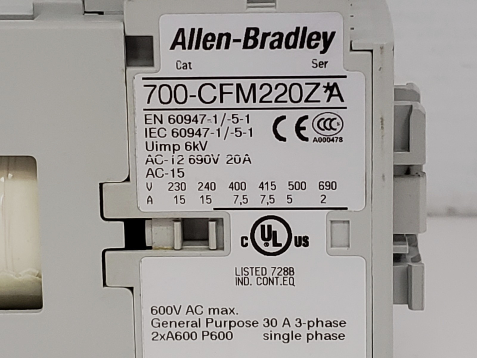 ALLEN BRADLEY 700-CFM220ZJ CONTROL RELAY 2 NO 2NC 24V DC SERIES A NNB