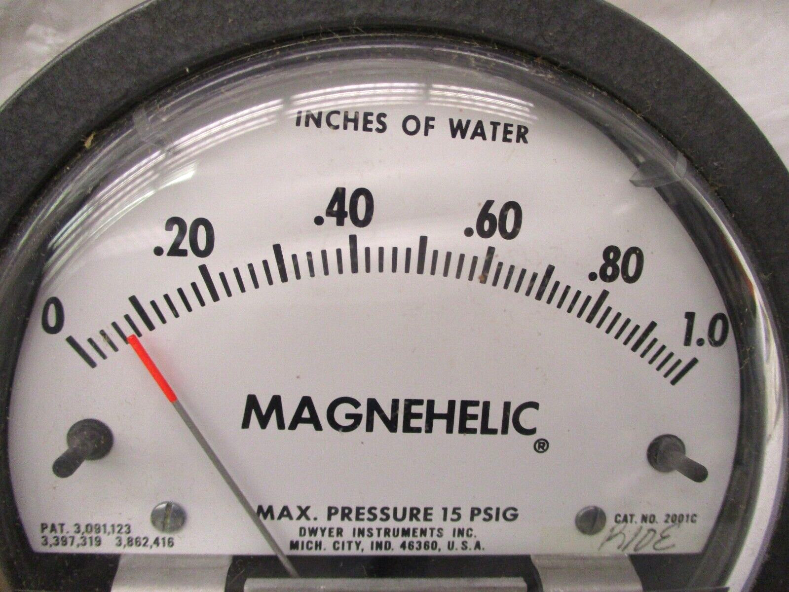 Dwyer 2001C Magnehelic Differential Pressure Gage 15 PSIG Max 0-1.0″ A7251WVS
