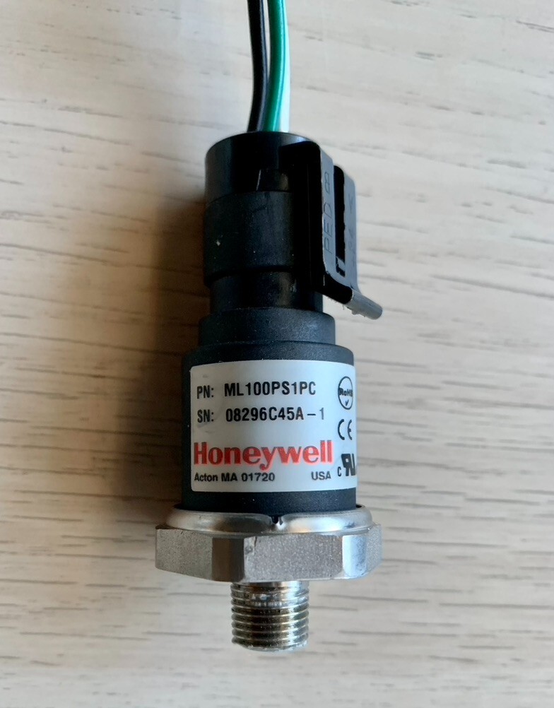 HONEYWELL M100PS1PC INDUSTRIAL PRESSURE SENSOR 0-100PSI 1/8: NPT 4V P