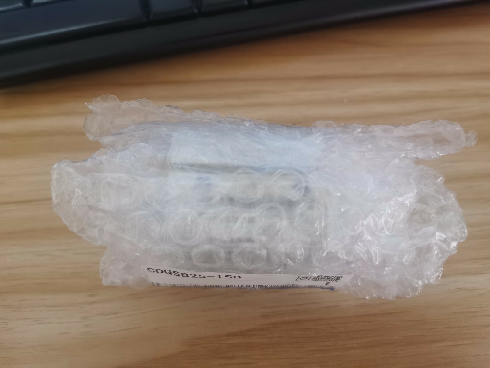 1PC New SMC CDQSB25-15D Cylinder Expedited Shipping CDQSB2515D