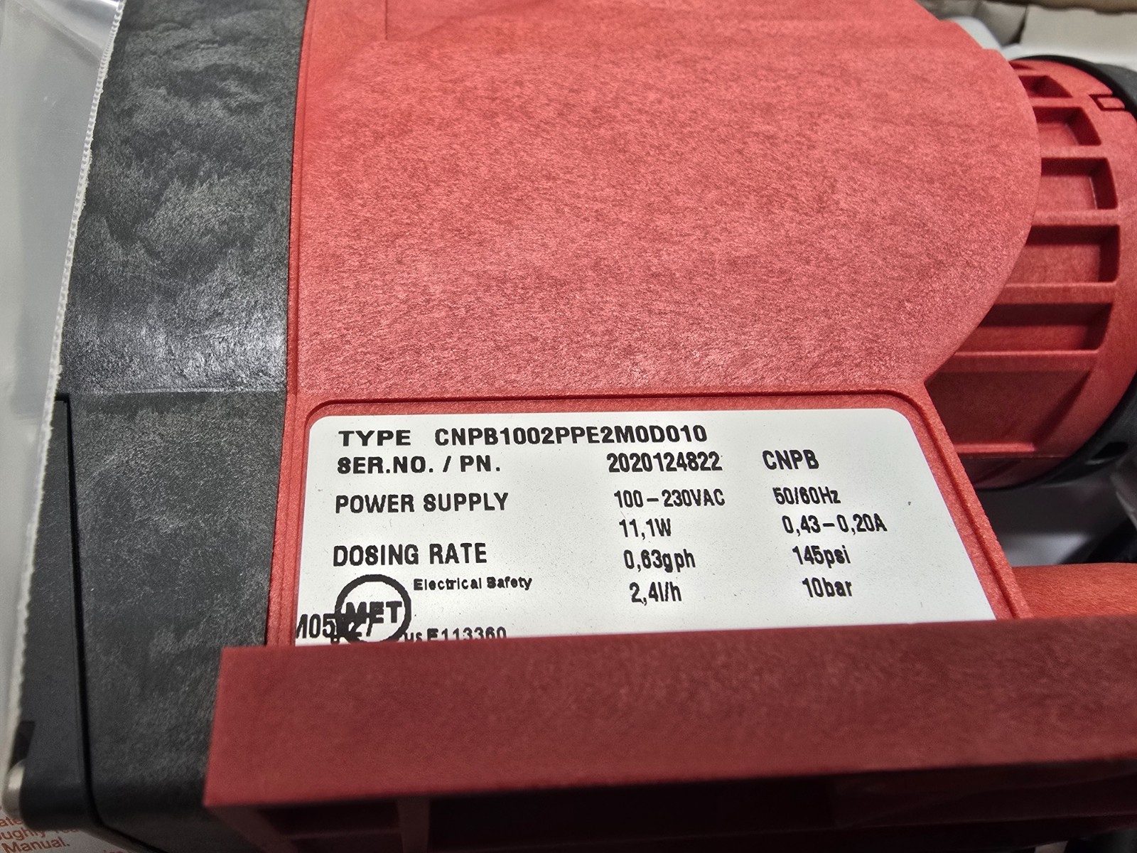 NEW IN BOX! PROMINENT FLUID CONTROLS DOSING PUMP CNPB1002PPE2M0D010
