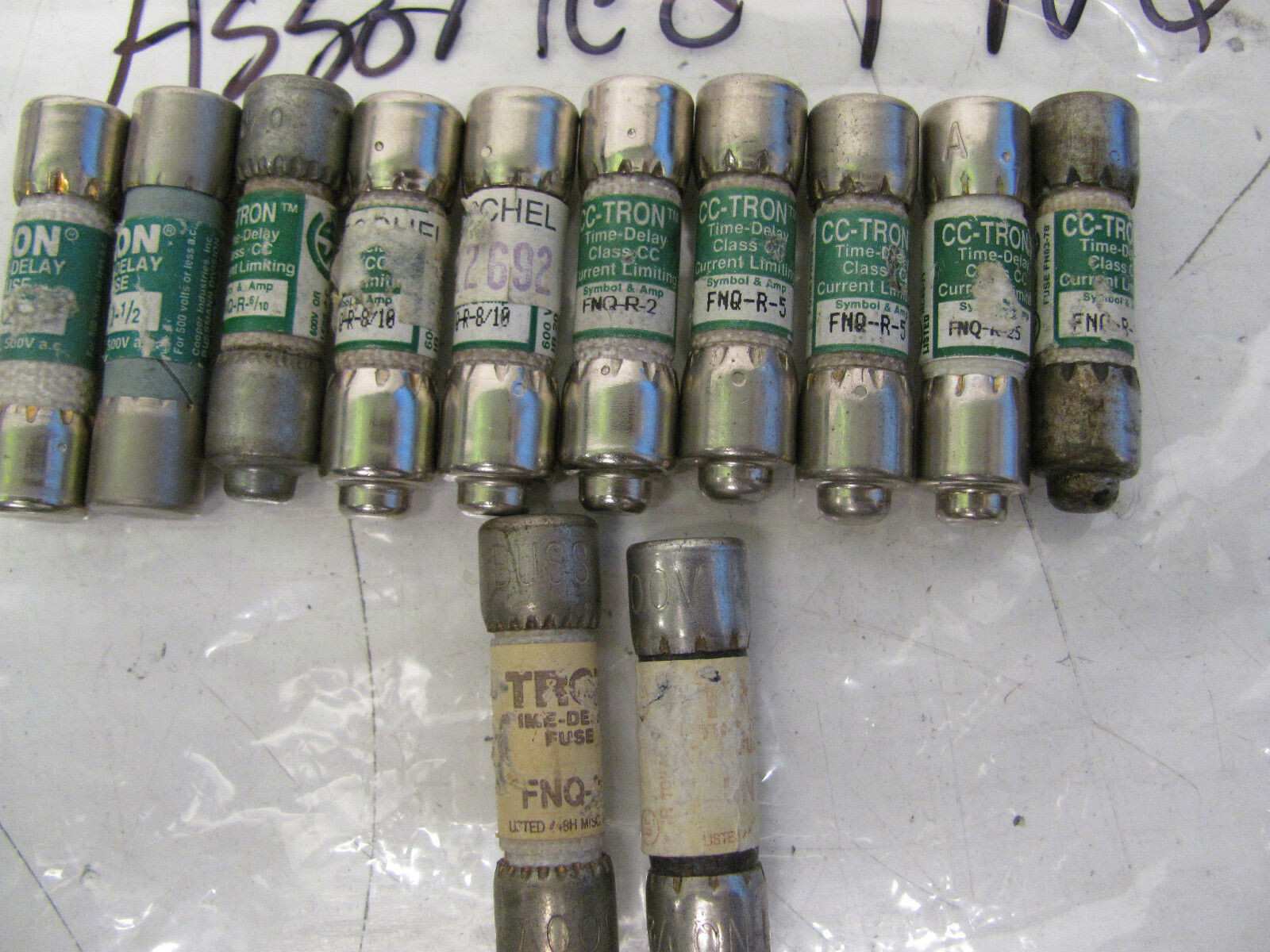 LOT OF 12 ASSORTED BUSSMANN TIME DELAY FUSES FNQ 1/2 6/10 8/10 2 5 25 30