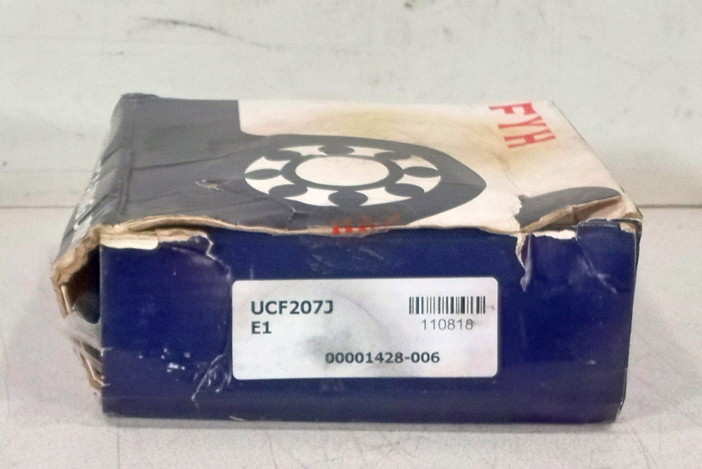 1 NEW FYH UCF207J “J” STYLE 4 BOLT FLANGE BEARING NIB ***MAKE OFFER***