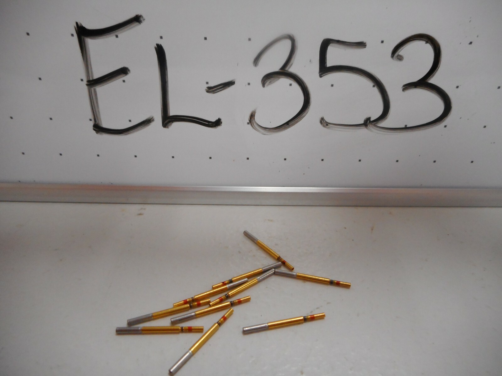 NOS LOT OF 100 MIL-SPEC M39029/56-348 CONTACTS