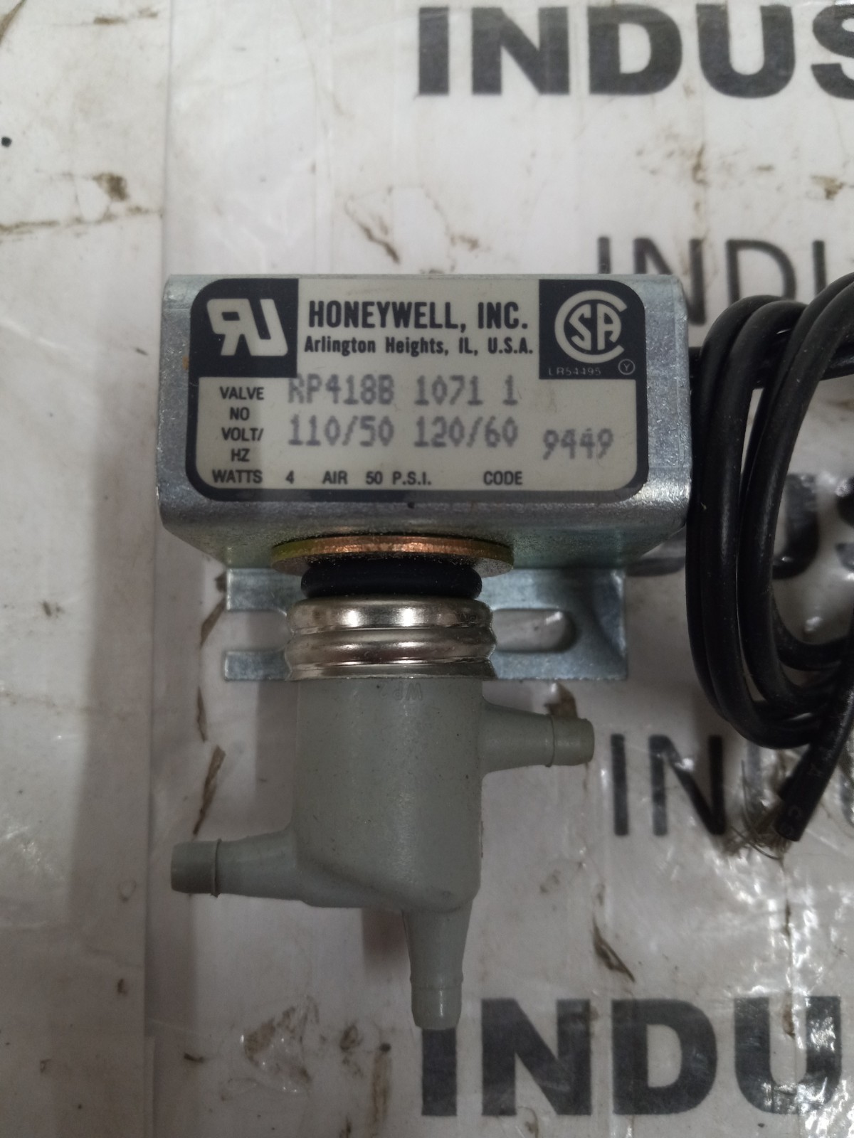 HONEYWELL SKINNER VALVE RP418B-10711/C75-1904-FS65
