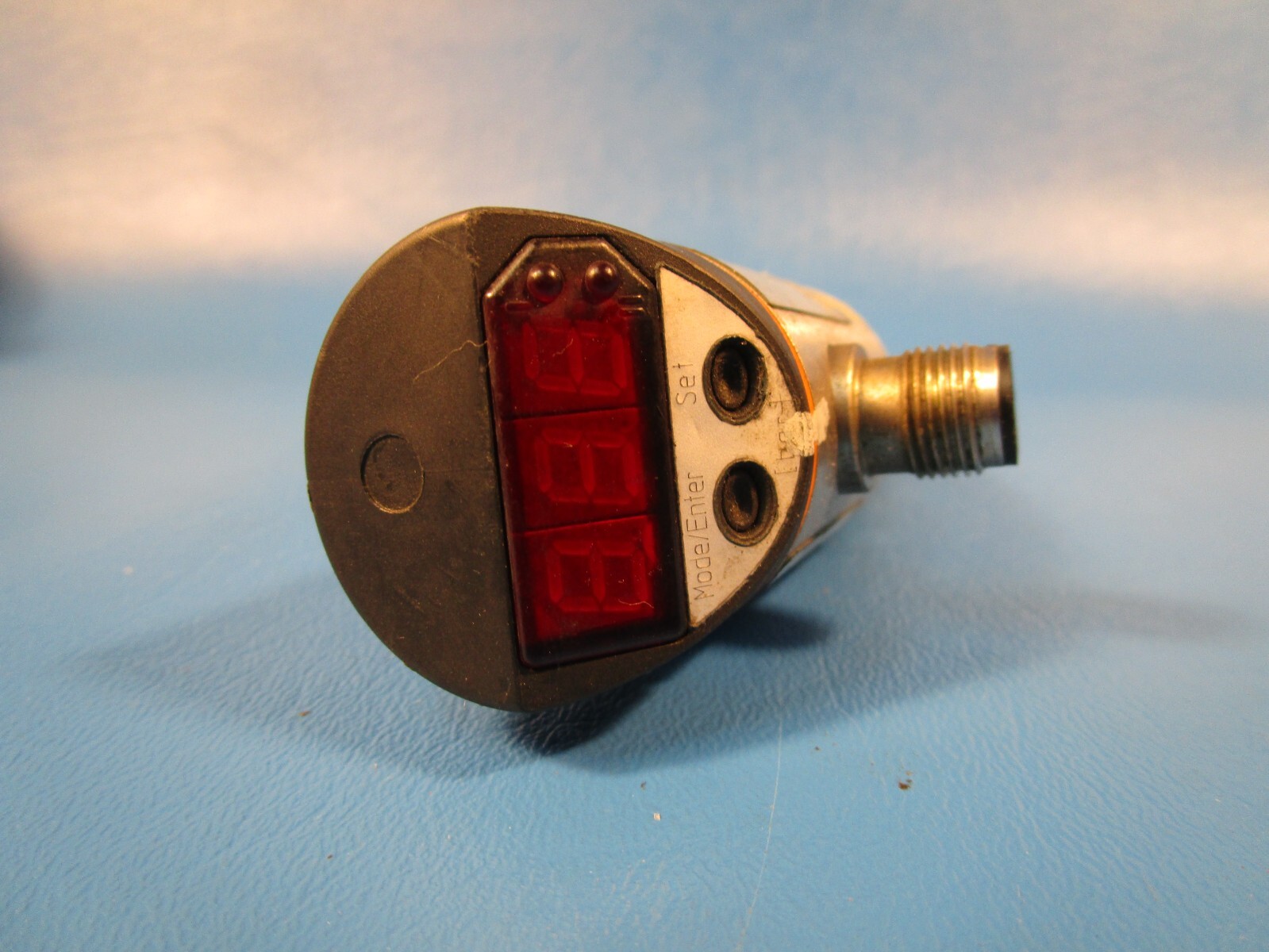 USED IFM PN7022 Pressure sensor with display, Electronic Pressure Monitor Sensor